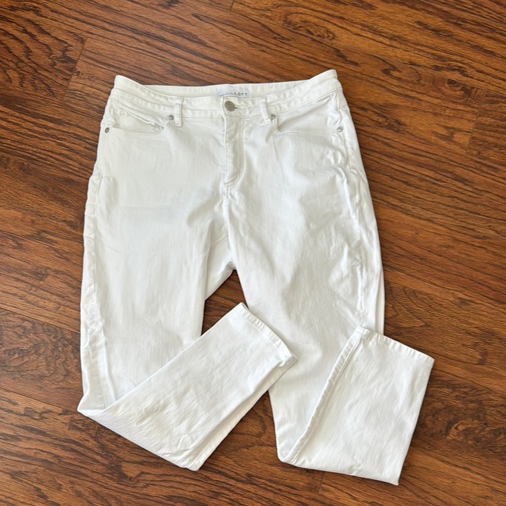 LOFT curvy skinny White Jeans